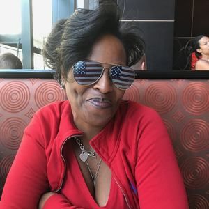 Meet your Posher, Monique